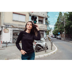 LADIES’ CREW NECK FINE GAUGE COTTON PULLOVER